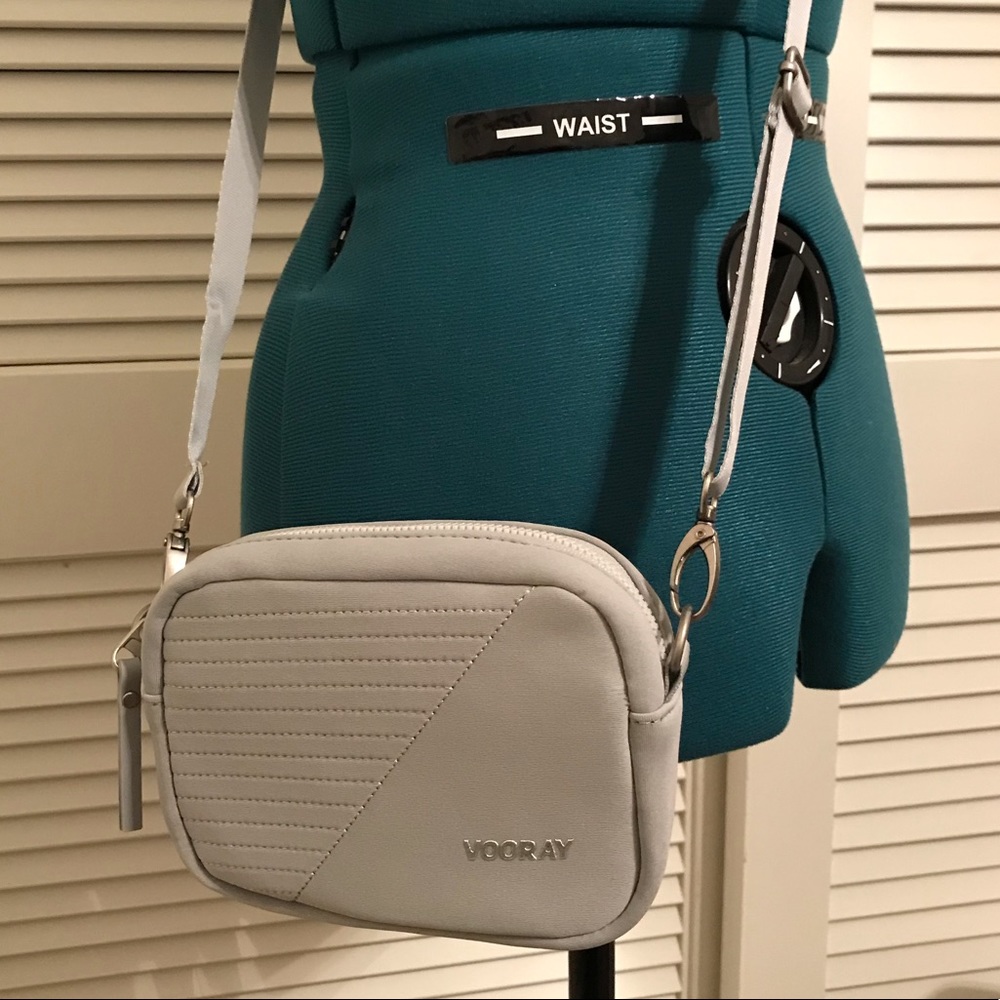 🎁 Vooray sidekick gray motto crossbody bag
